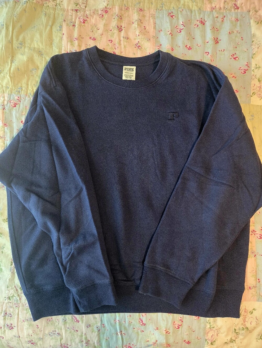 Lot Of 2 EUC VS Pink Sweatshirts - Picture 3 of 3